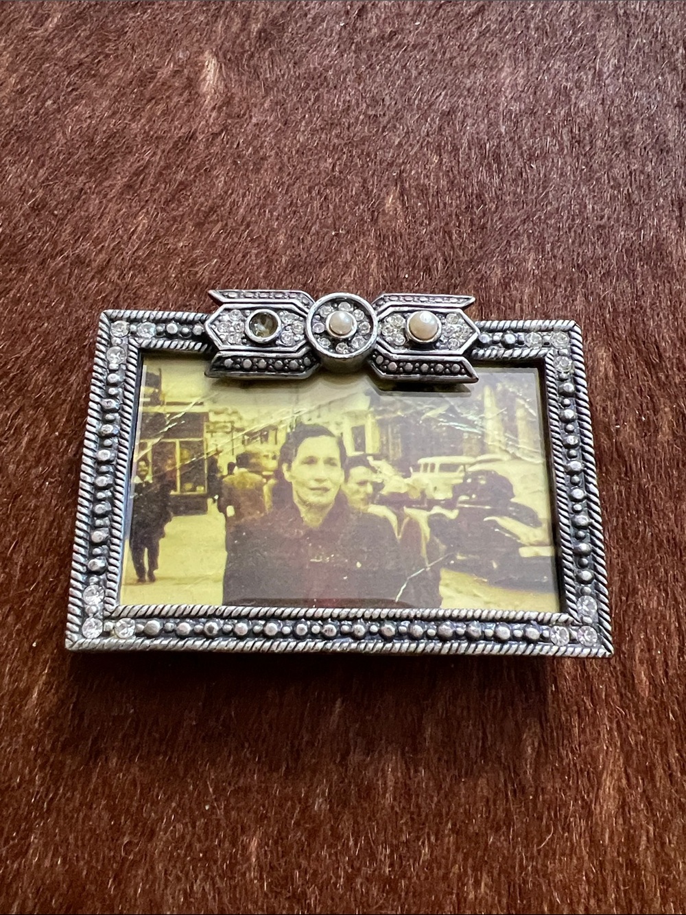TWO'S COMPANY PICTURE FRAME w/FAUX PEARLS & RHINESTONES ART DECO STYLE!